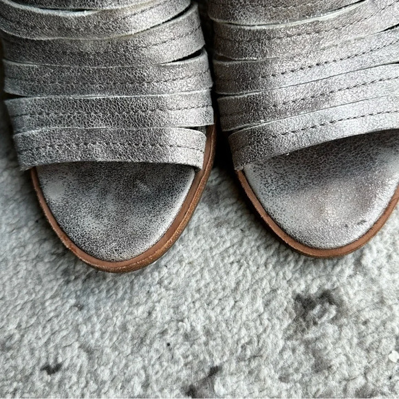 Donald J Pliner Caged Booties Kasia Light Beige Metallic- Women's Size 7.5 - Picture 5 of 16